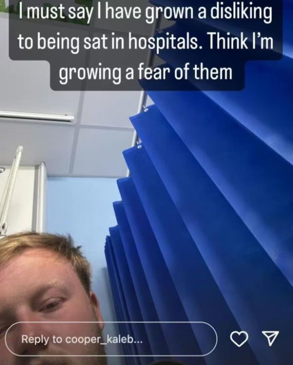 Kaleb Cooper snapchat in hospital with blue curtain